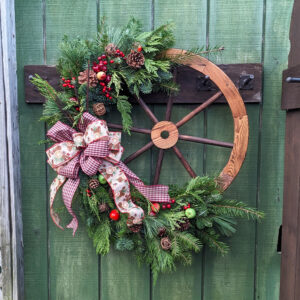 Wagon Wheel Wonder Wreath