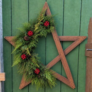O Holy Night Wooden Star Wreath